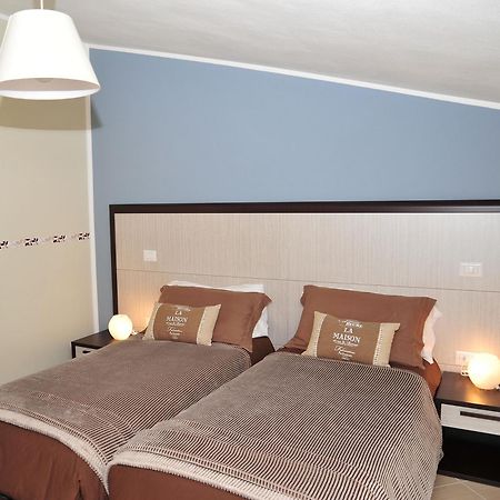 Relais Black Horse Millesimo Pokoj fotografie